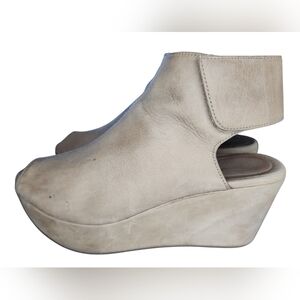 Chocolat Blu White Peep Toe Booties, Womens 6.5